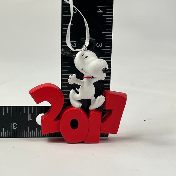 Peanuts Snoopy 2017 Christmas Ornament Red Date White Dog Holiday Decor 3" - Picture 5 of 5